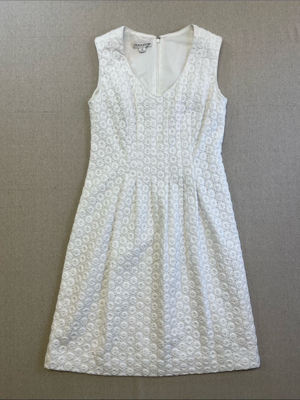 Pendleton White Eyelet Cotton Sleeveless Dress Size 4 Midi Dress